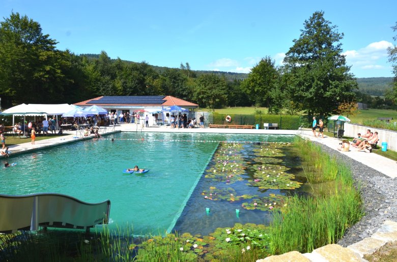 Naturschwimmbad Mernes